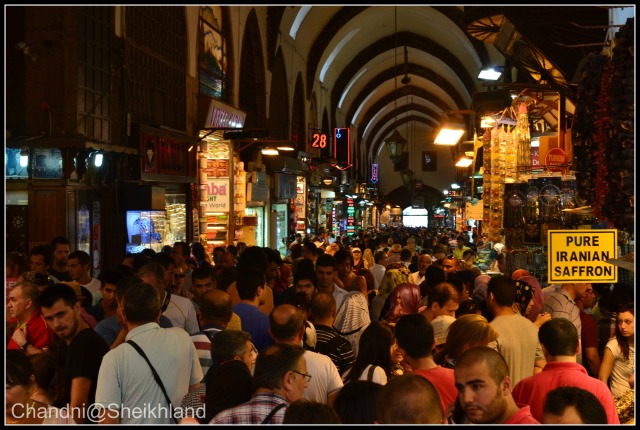 The very crowded spice bazaar